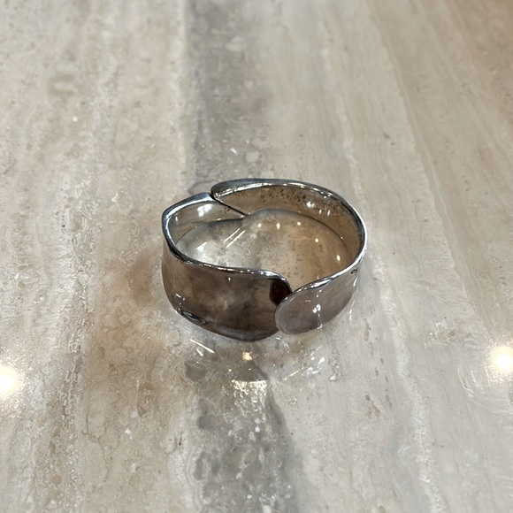 Jewelry - SOLVE cuff bracelet